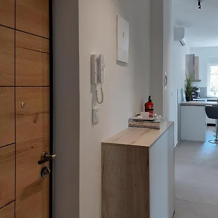 2 Bedroom Beautiful In Luka Apartament